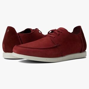 CLARKS • Men’s Shacrelite Low-Cut Oxford • Brick Red Nubuck